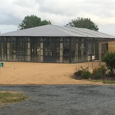 Camping Mobil 10 M Et Mme Colas