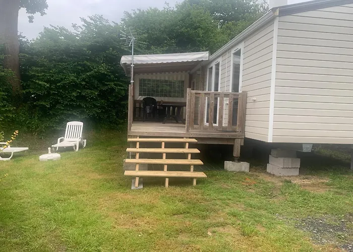 Camping Mobil 10 M Et Mme Colas